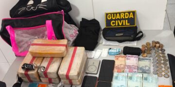 GCM de Linhares apreende mais de 7 kg de crack em carro vindo de Vitória