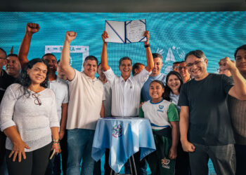 Governador inaugura ciclovia e autoriza quase R$ 50 milhões em novas obras na Serra