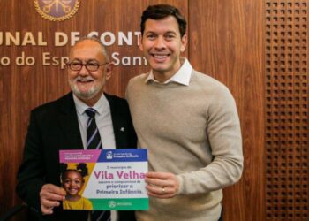 Arnaldinho Borgo reforça compromisso de Vila Velha com a primeira infância em solenidade realizada no TCE-ES