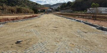 Barra de São Francisco inicia pavimentação da Rua Projetada no bairro Vila Vicente