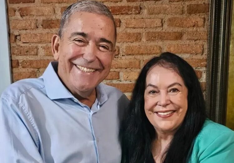 Rose de Freitas escolhe Marcus Vicente como suplente ao Senado