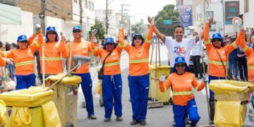 Desfile Cívico Escolar celebra 226 anos de Linhares com história, cultura e orgulho linharense