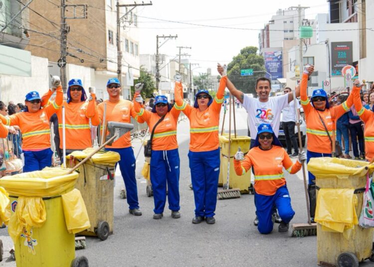 Desfile Cívico Escolar celebra 226 anos de Linhares com história, cultura e orgulho linharense