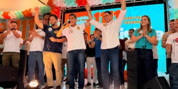 Ricardo Ferraço, Camillo Neves e lideranças de Colatina declaram apoio à reeleição de Da Vitória