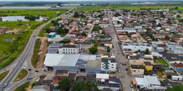 Prefeitura de Linhares apresenta projeto final de macrodrenagem em Bebedouro e entrega de dezenas de títulos de regularização fundiária
