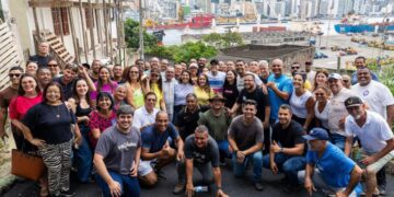 Caminhada marca inauguração da pavimentação de sete vias em Vila Velha