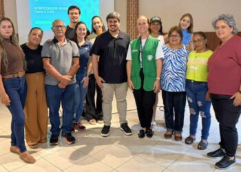 Curso capacita moradores para oferecer hospedagem rural em Vila Velha