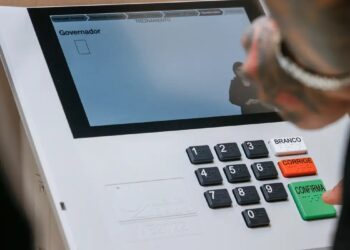 Com 344 mil votos em disputa, 2º turno no Espírito Santo entra em terreno de total imprevisibilidade