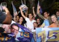 Governador Ricardo sobe 11 pontos, chega a 45% nos votos válidos e clima de virada anima militância
