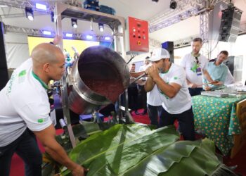 12ª Festa da Banana movimenta Cachoeirinha com tradição do tombo do doce e valorização da agricultura familiar em Cariacica