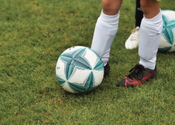 Cariacica Saudável abre vagas para aulas gratuitas de futebol infantil em Nova Valverde