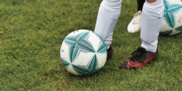 Cariacica Saudável abre vagas para aulas gratuitas de futebol infantil em Nova Valverde